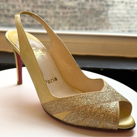 🌺CHRISTIAN LOUBOUTIN 🌺 Yellow Satin Glitter Accents Slingback pumps size: 37 - Picture 6 of 17